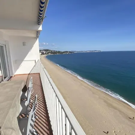 Apartamento En 1 Linea De Mar! * Platja d'Aro