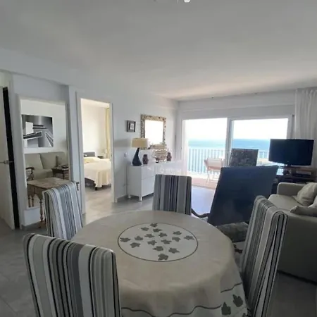Apartamento En 1 Linea De Mar! * Platja d'Aro